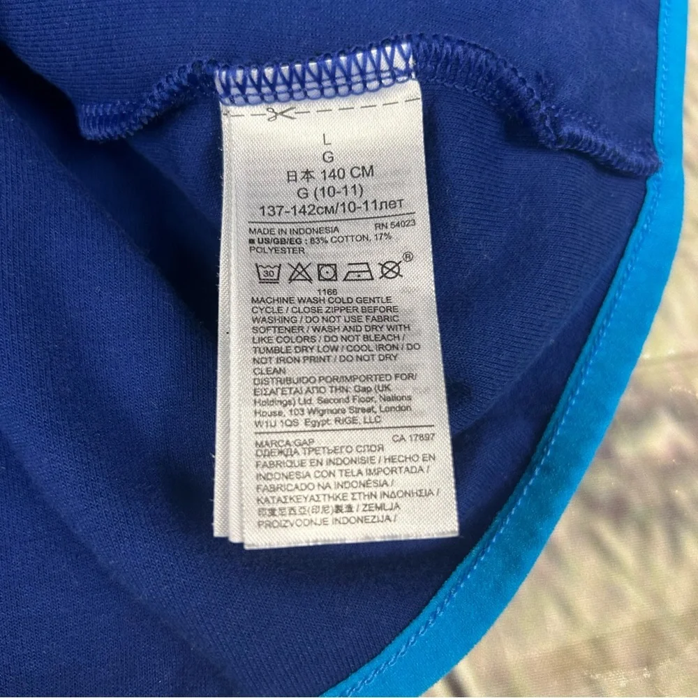 4/$25 Gap Fit navy blue camo zip up jacket kids L